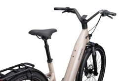 Specialized Turbo Como 4.0 IGH -Specialized 90422 43 COMO 40 IGH SND BLKREFL D1 POV