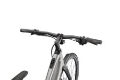 Specialized Turbo Vado SL 5.0 Step-Through EQ -Specialized 93921 31 VADO SL 50 ST EQ BRSH BLKREFL D2 BAR