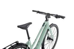 Specialized Vado SL 4.0 Step-Through EQ -Specialized 93921 52 VADO SL 40 ST EQ WHTSGE BLKREFL D1 POV