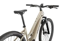 Specialized Turbo Tero 3.0 Step-Through -Specialized 95122 73 TERO 30 ST WHTMTN GUN D1 POV 1 19e41385 3fbe 49aa a955 31092fc7fbb2